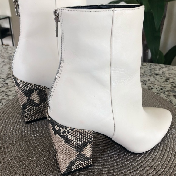 Dolce Vita Shoes - Dolce Vita Boots